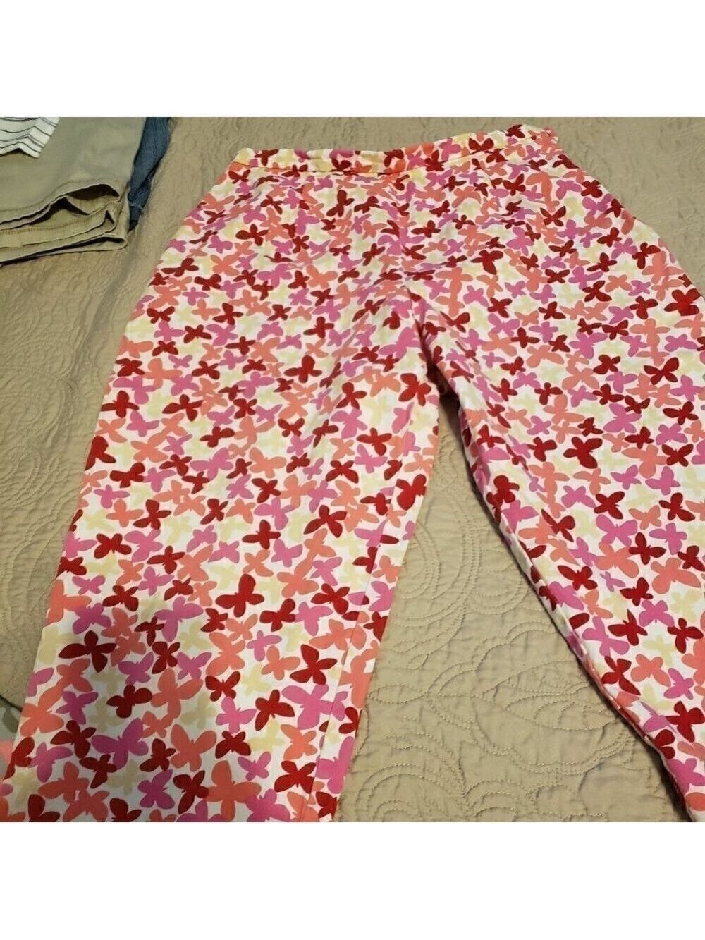 Briggs New York Butterfly Print Capris